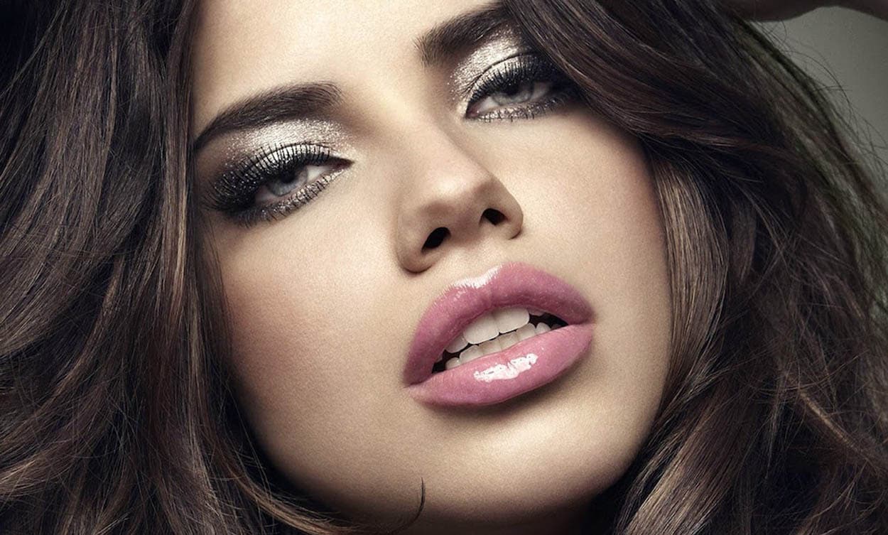 Labbra perfette, sensuali e carnose