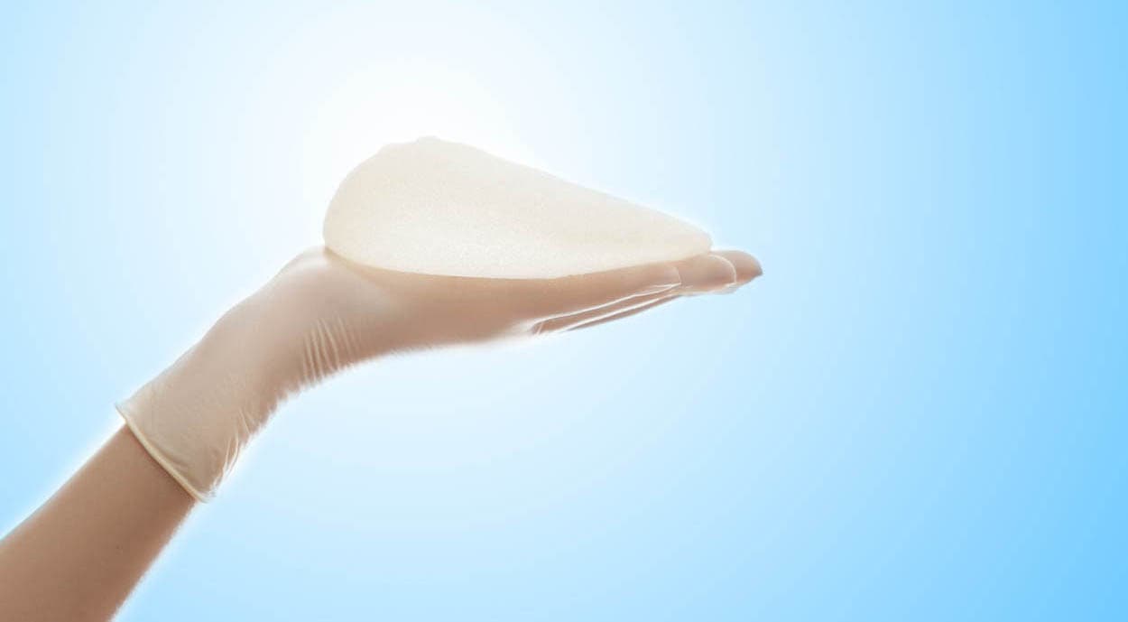 Protesi per il seno in silicone altamente coesivo